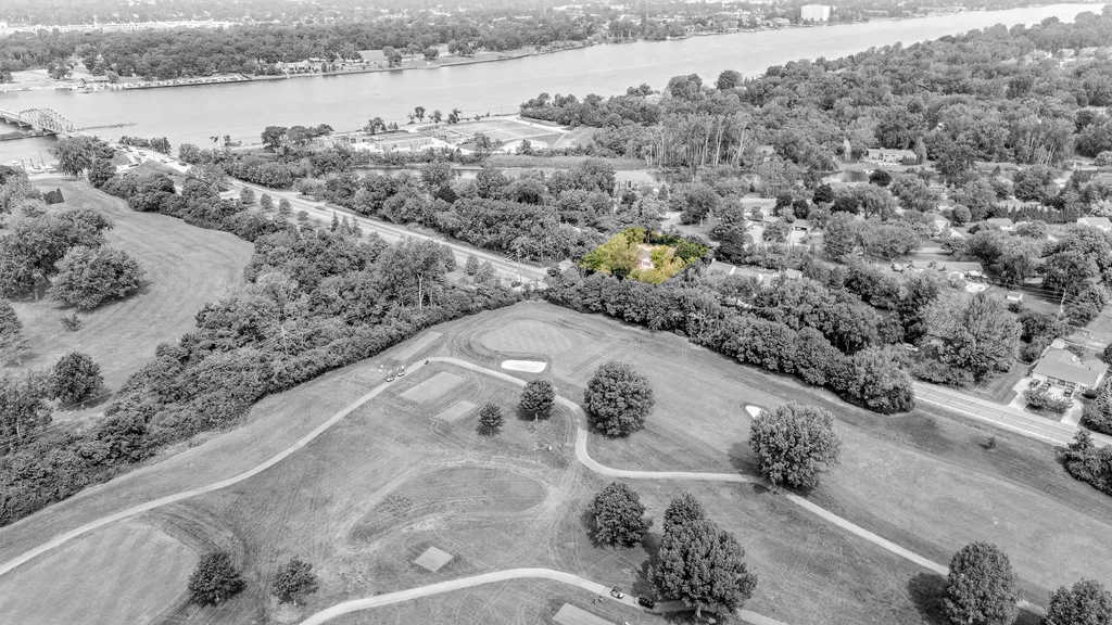 9772 Grosse Ile Parkway Grosse Ile Township MI 48138