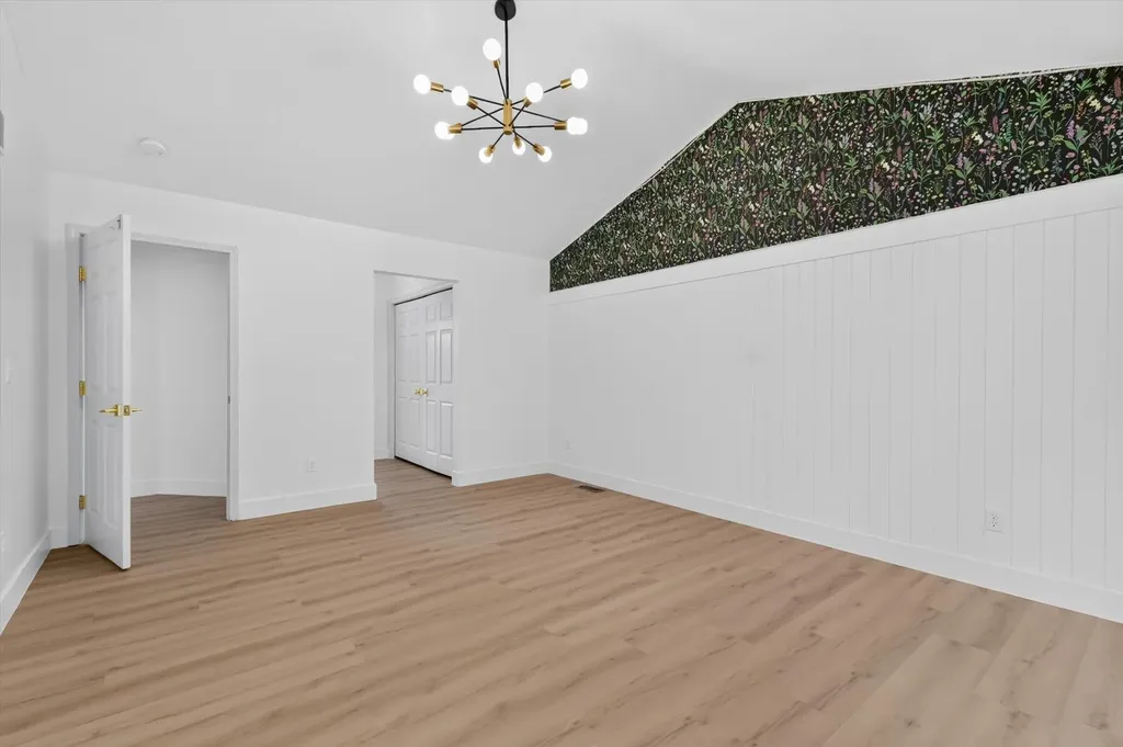 13500 Cambridge Court Plymouth Charter Township MI 48170
