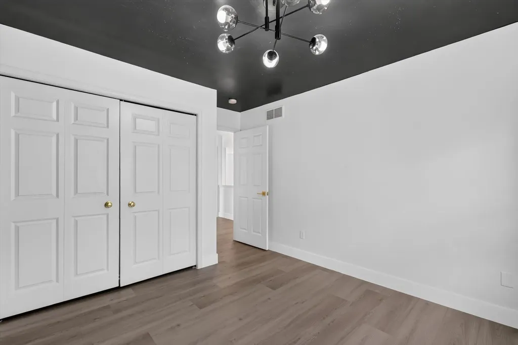 13500 Cambridge Court Plymouth Charter Township MI 48170