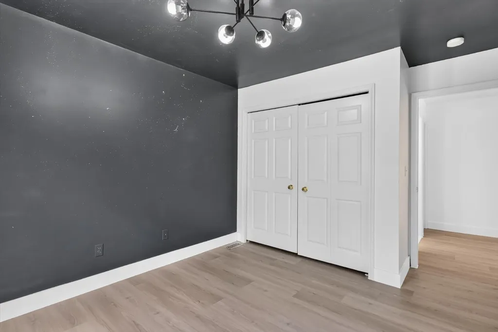 13500 Cambridge Court Plymouth Charter Township MI 48170