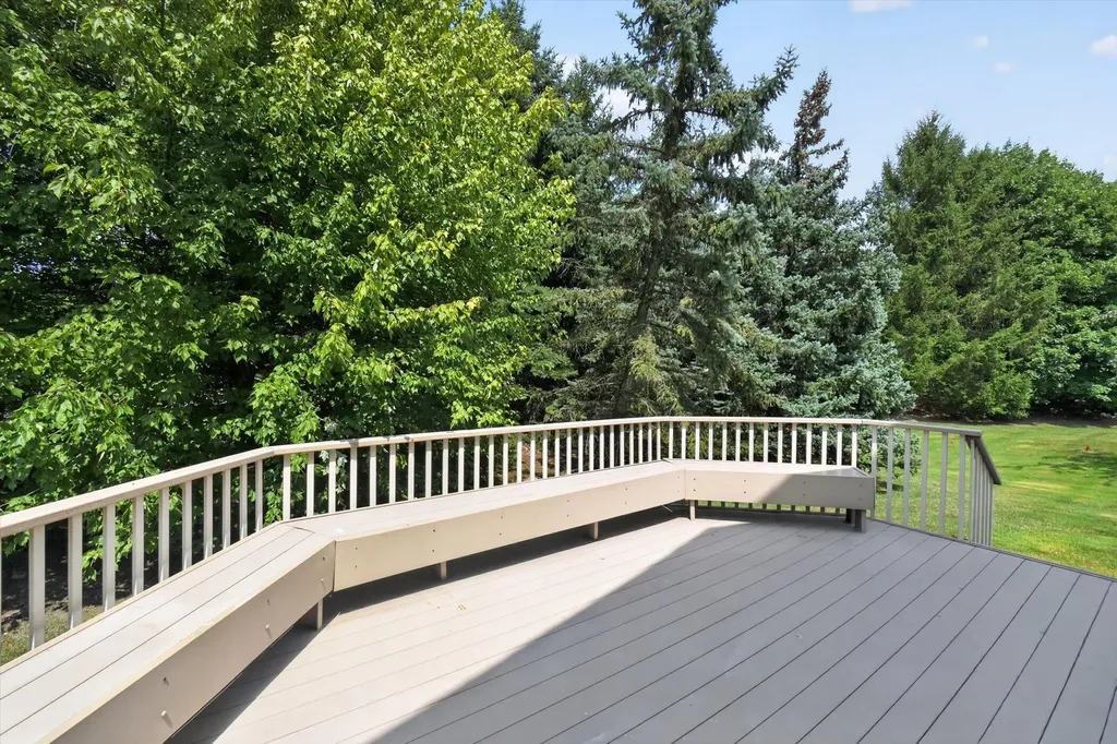 13500 Cambridge Court Plymouth Charter Township MI 48170
