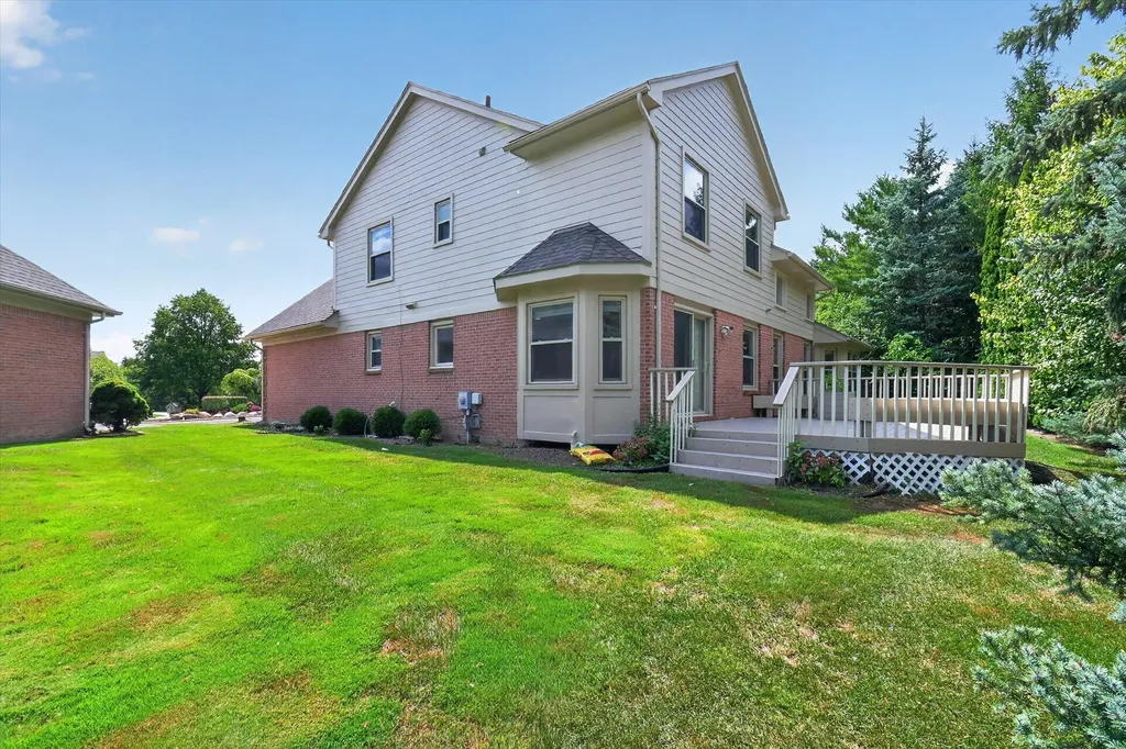 13500 Cambridge Court Plymouth Charter Township MI 48170