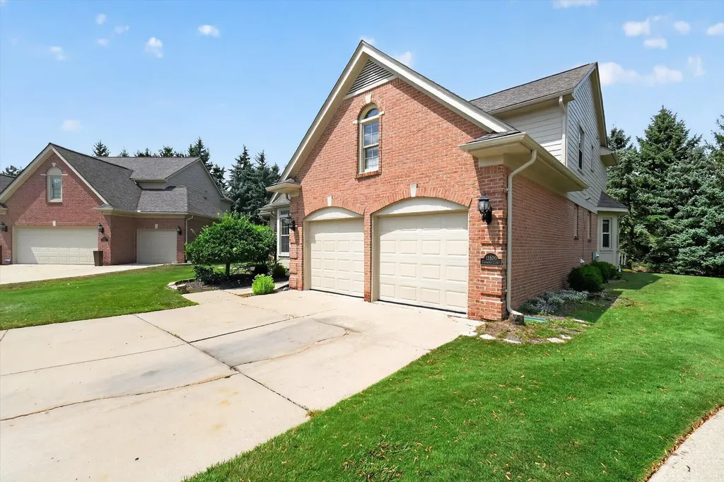 13500 Cambridge Court Plymouth Charter Township MI 48170