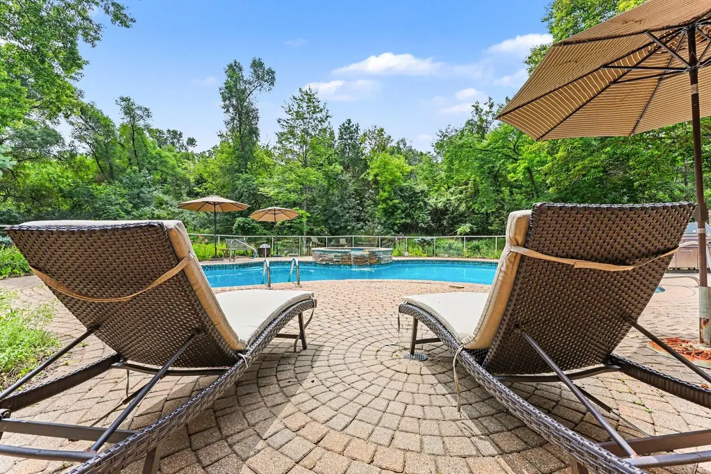 4911 Red Fox Run Ann Arbor Charter Township MI 48105
