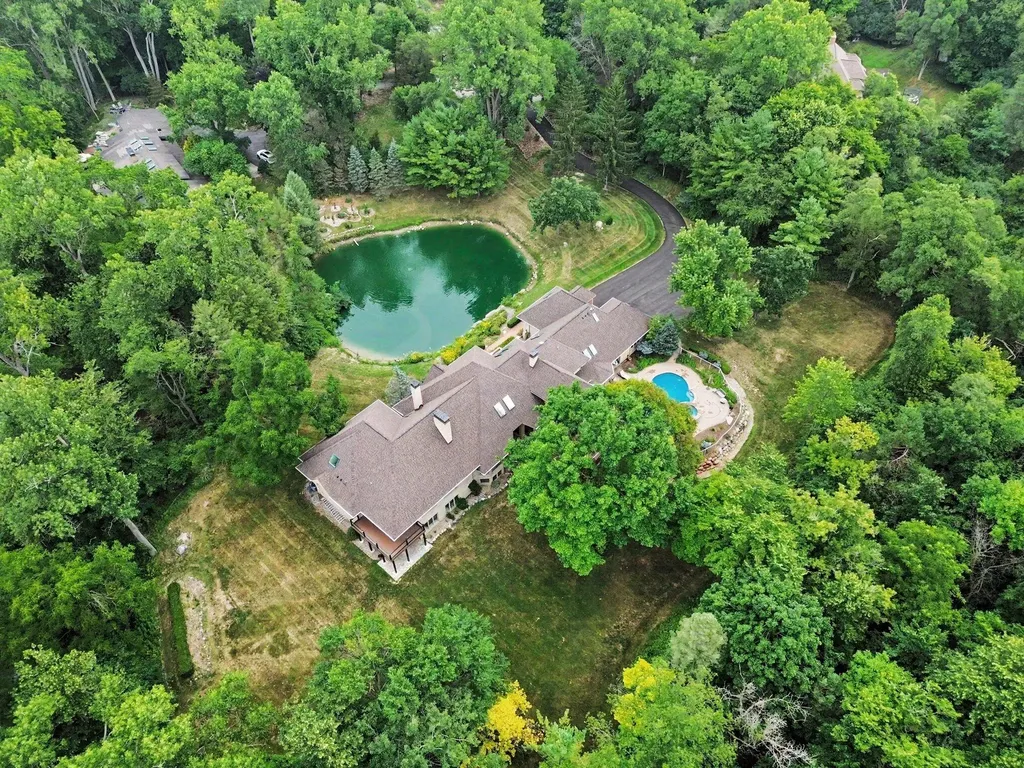 4911 Red Fox Run Ann Arbor Charter Township MI 48105