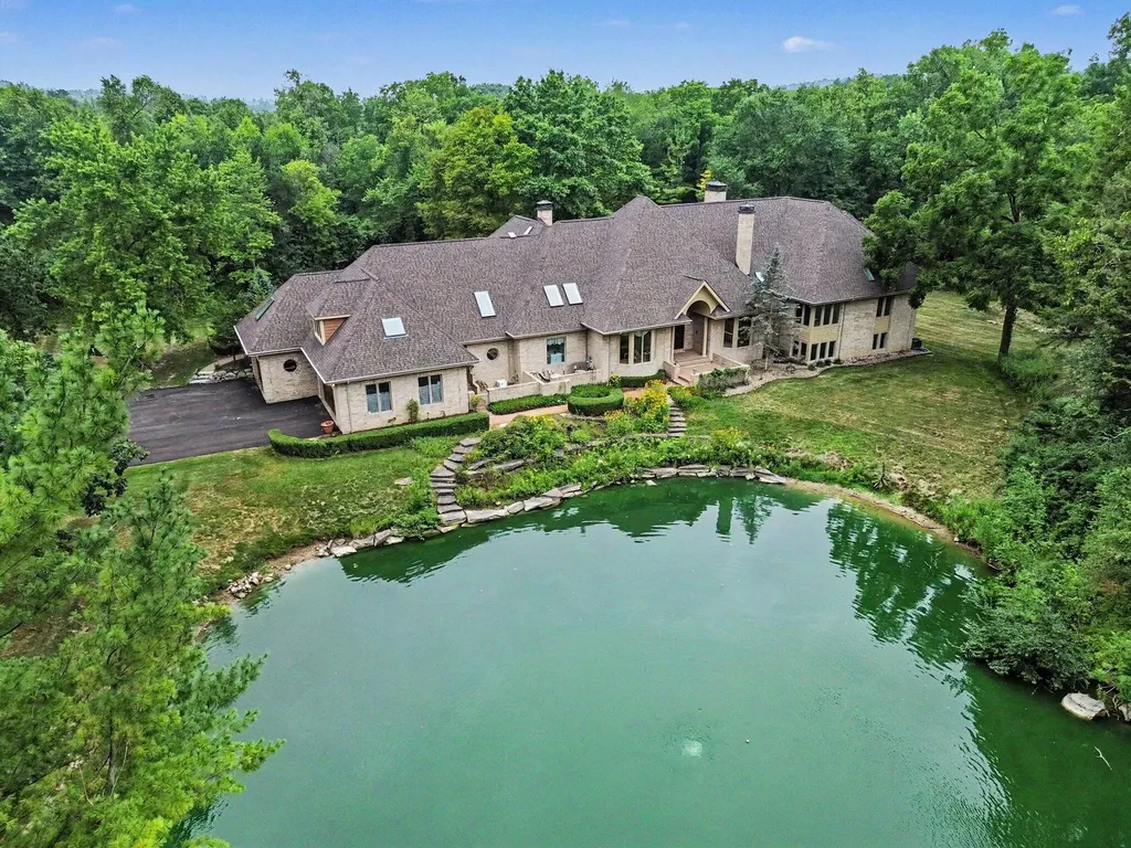 4911 Red Fox Run Ann Arbor Charter Township MI 48105