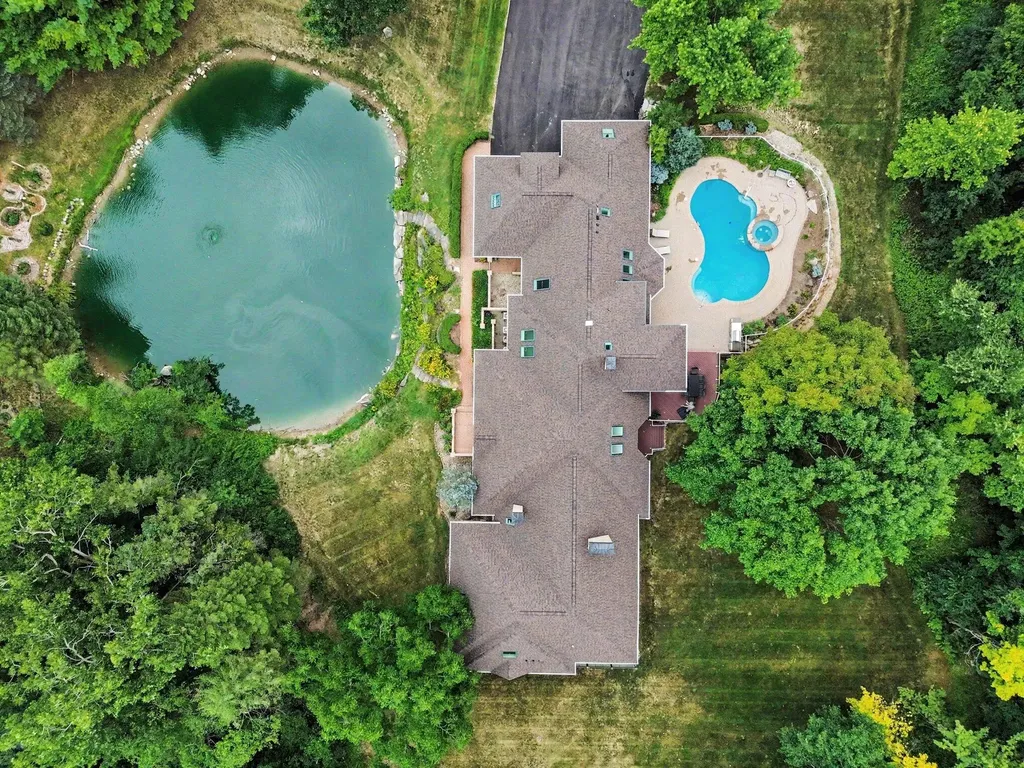 4911 Red Fox Run Ann Arbor Charter Township MI 48105