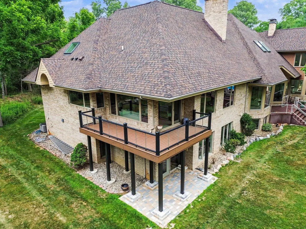 4911 Red Fox Run Ann Arbor Charter Township MI 48105