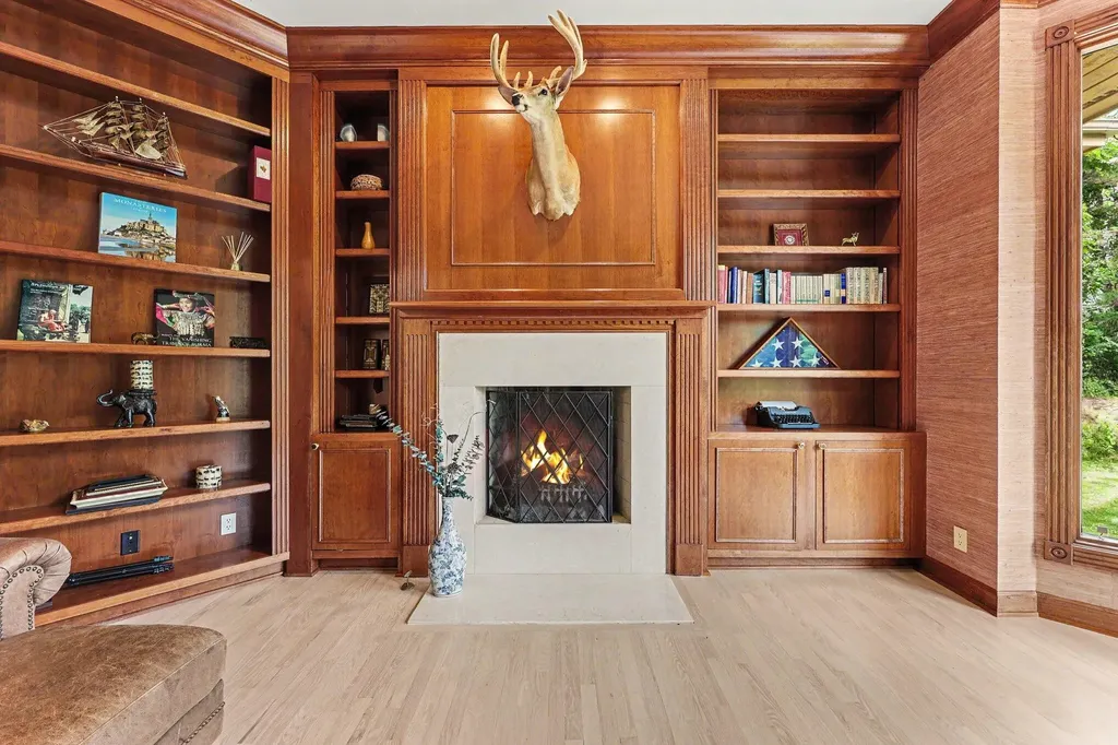 4911 Red Fox Run Ann Arbor Charter Township MI 48105