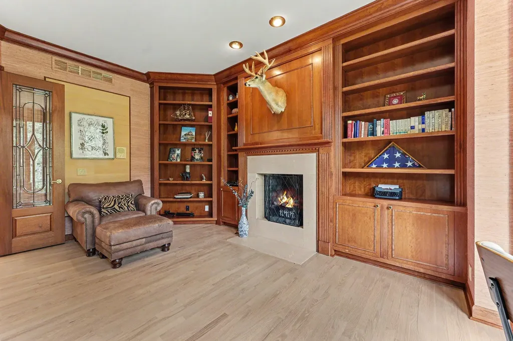 4911 Red Fox Run Ann Arbor Charter Township MI 48105