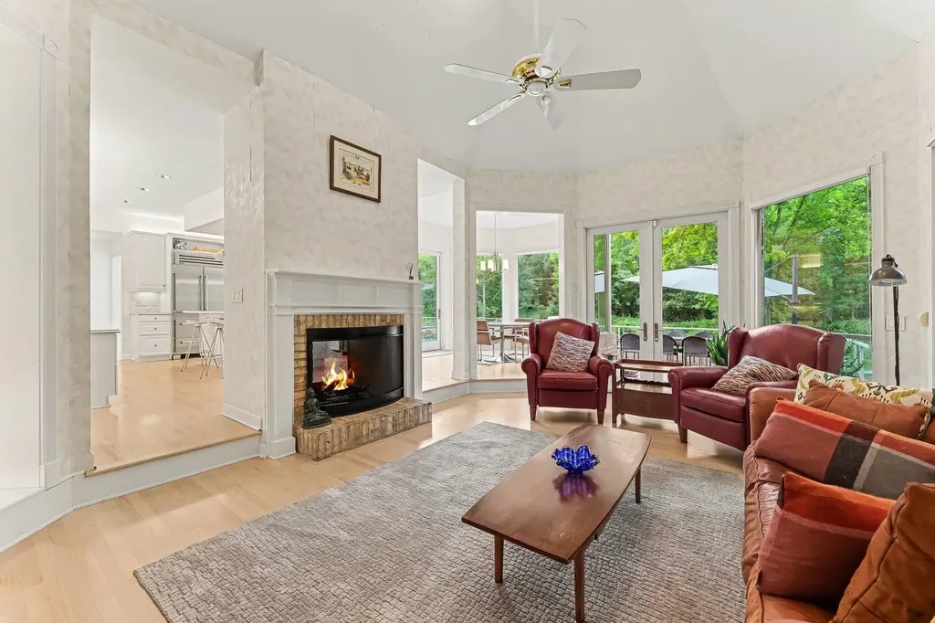 4911 Red Fox Run Ann Arbor Charter Township MI 48105