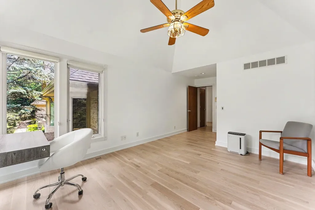 4911 Red Fox Run Ann Arbor Charter Township MI 48105
