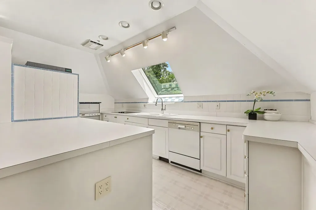 4911 Red Fox Run Ann Arbor Charter Township MI 48105