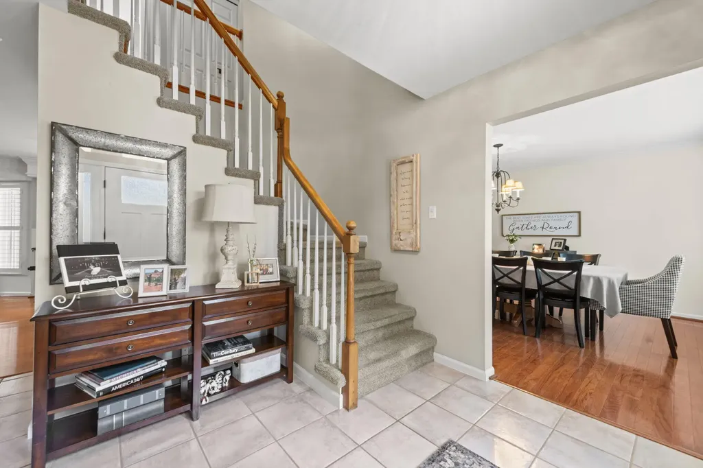 12072 Pembrooke Circle Green Oak Township MI 48178