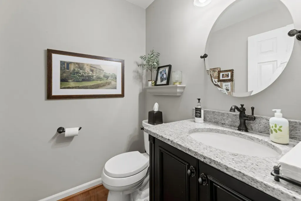 12072 Pembrooke Circle Green Oak Township MI 48178