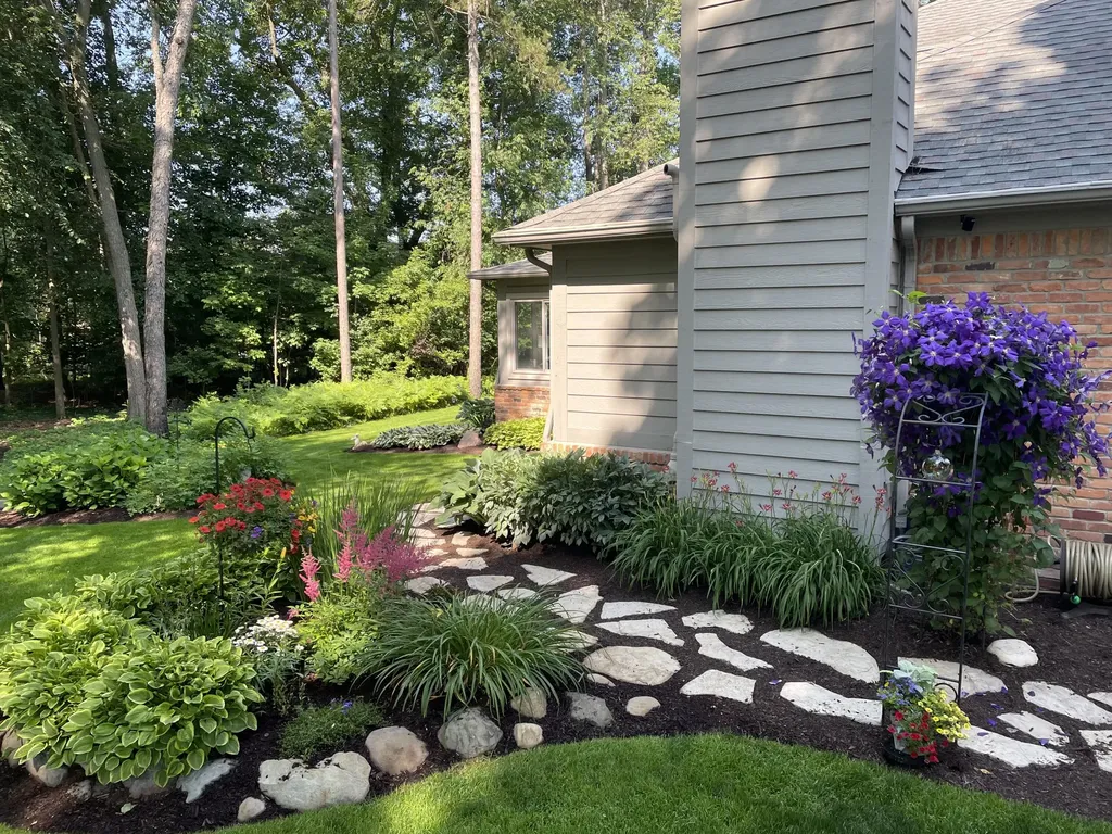 12072 Pembrooke Circle Green Oak Township MI 48178