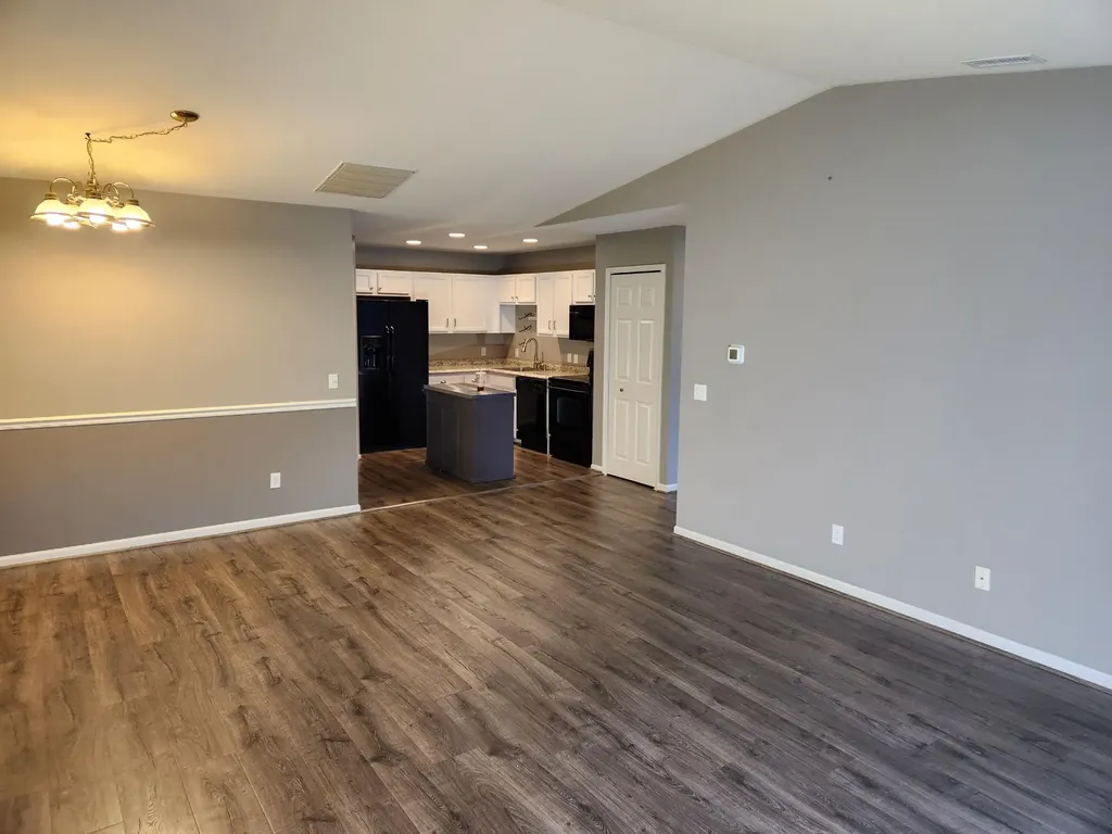9621 Lakeside Drive Ypsilanti Charter Township MI 48197