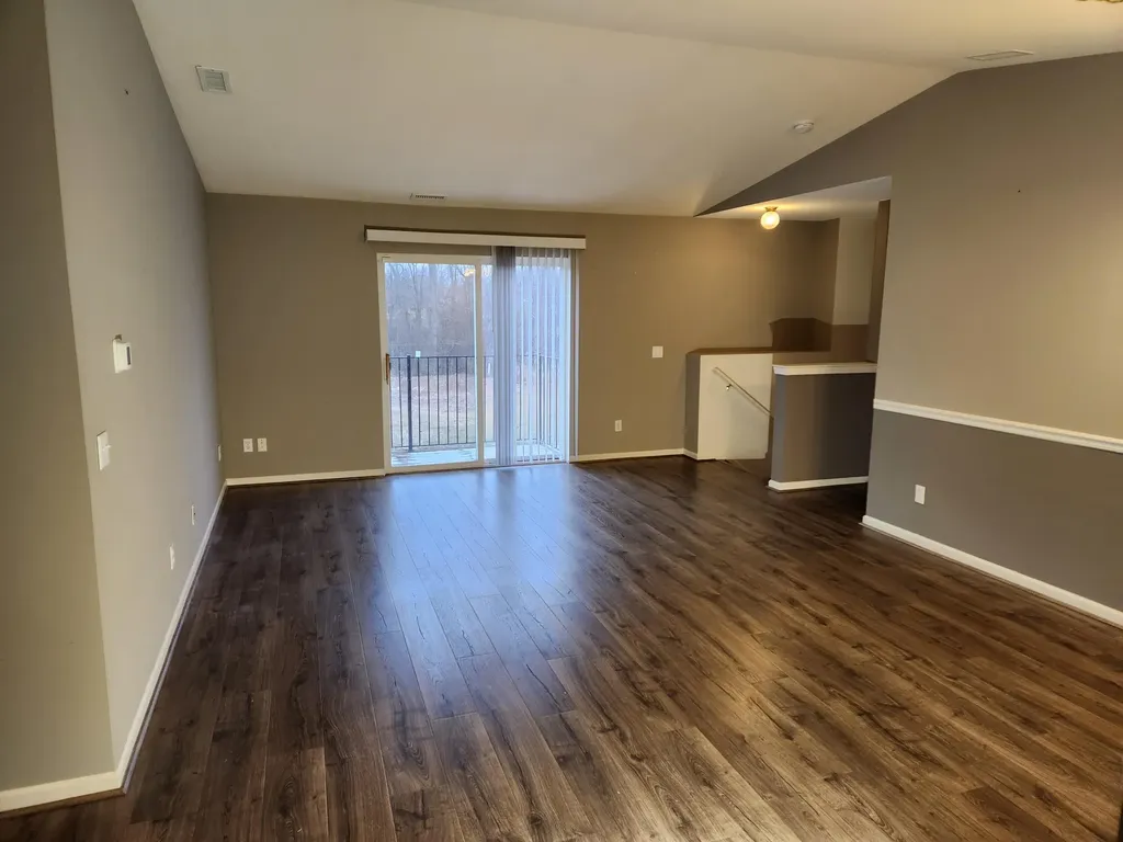 9621 Lakeside Drive Ypsilanti Charter Township MI 48197