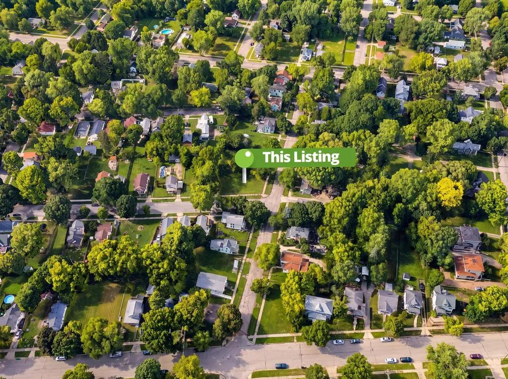 526 E Trail Street Jackson City MI 49201