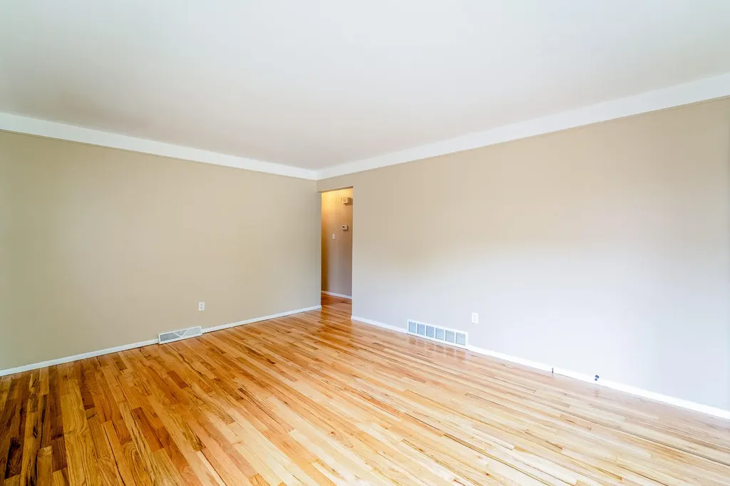 14557 Michigan Boulevard Allen Park City MI 48101