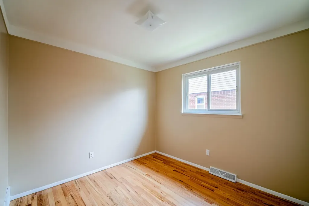 14557 Michigan Boulevard Allen Park City MI 48101