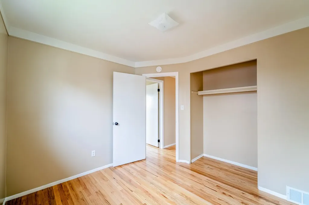 14557 Michigan Boulevard Allen Park City MI 48101