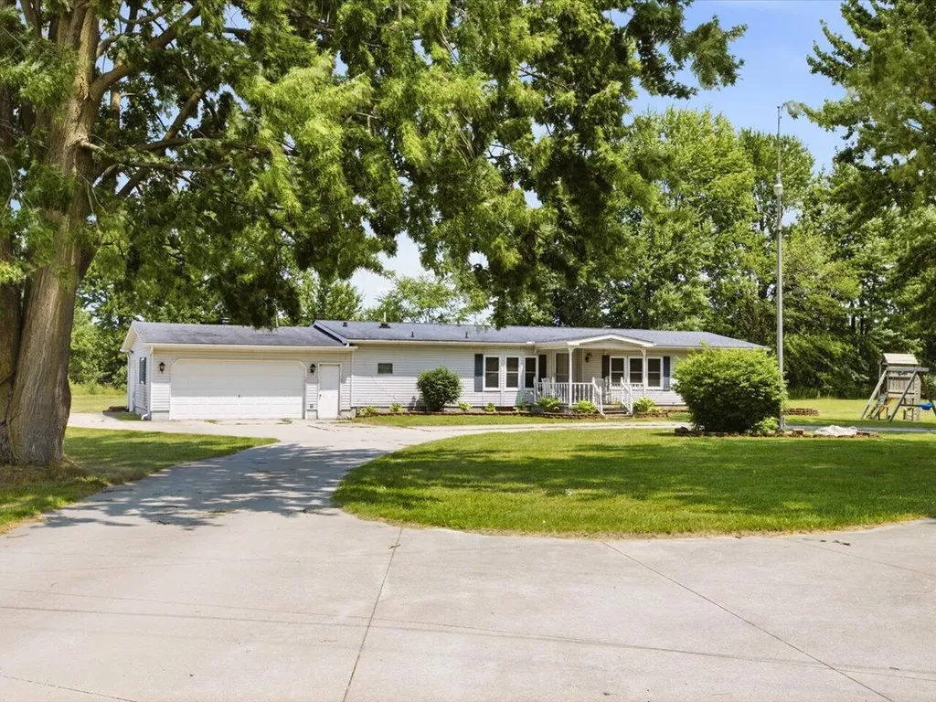 6940 Perry Road Brockway Township MI 48097