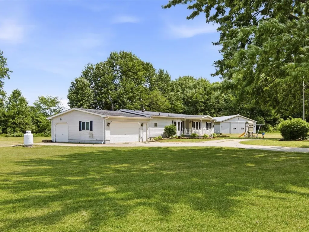 6940 Perry Road Brockway Township MI 48097