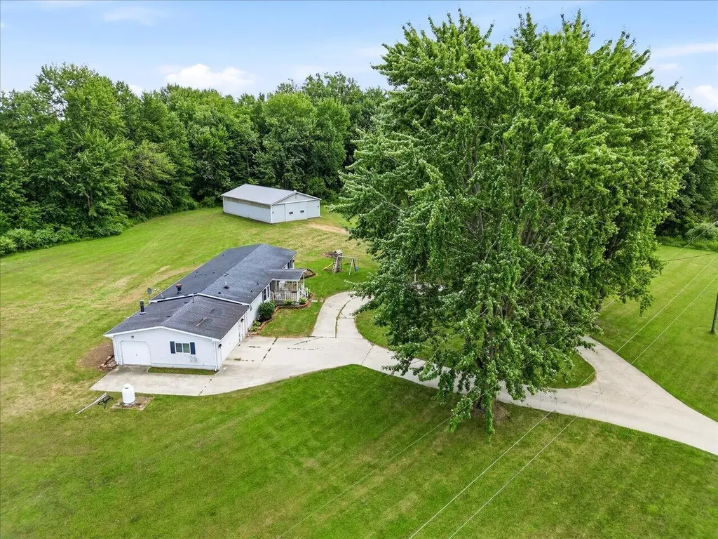 6940 Perry Road Brockway Township MI 48097