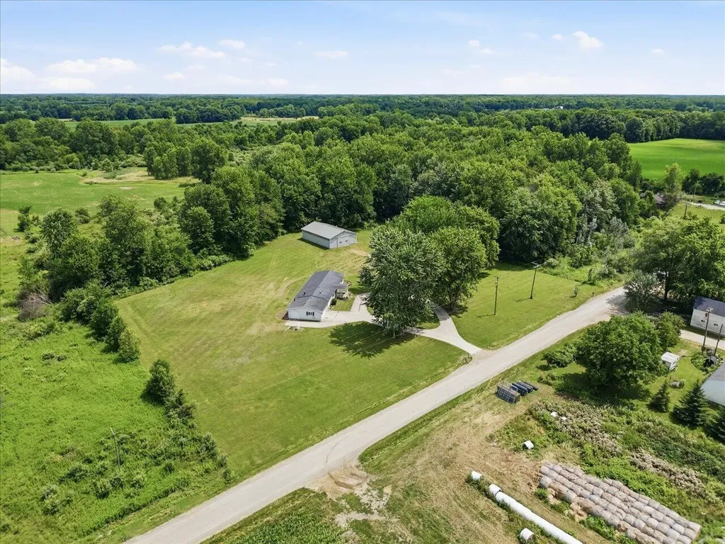 6940 Perry Road Brockway Township MI 48097