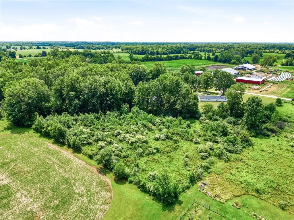 6940 Perry Road Brockway Township MI 48097