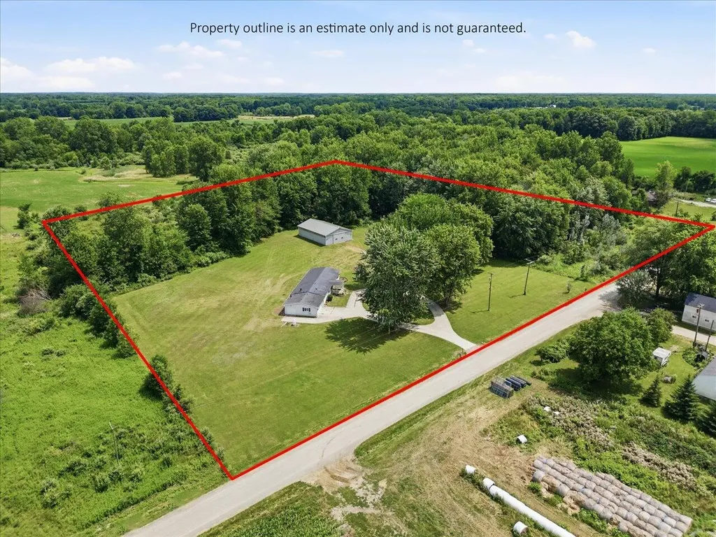 6940 Perry Road Brockway Township MI 48097