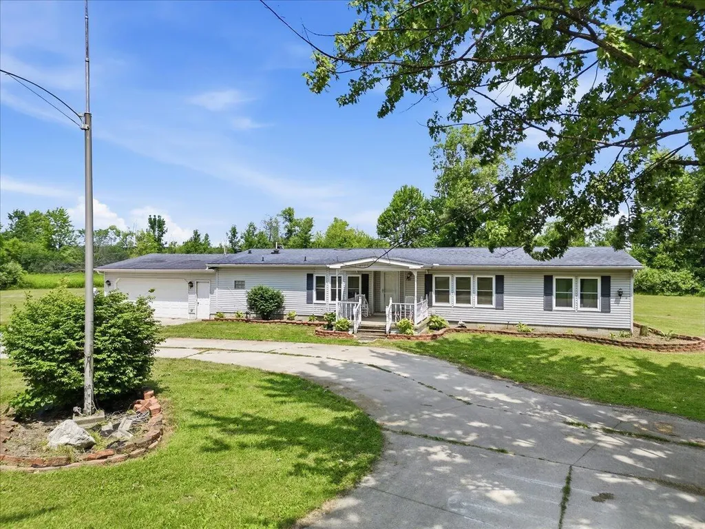 6940 Perry Road Brockway Township MI 48097