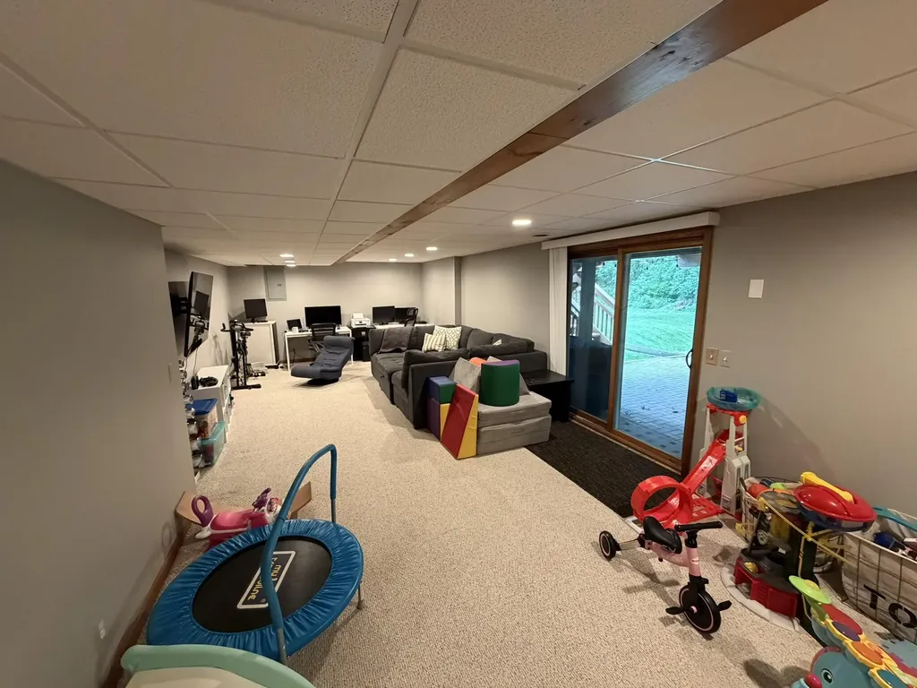 9551 Klais Road Independence Charter Township MI 48348