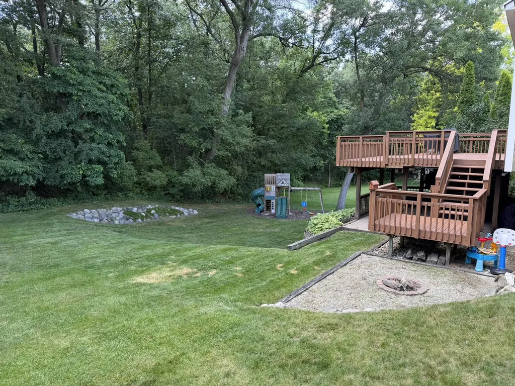 9551 Klais Road Independence Charter Township MI 48348