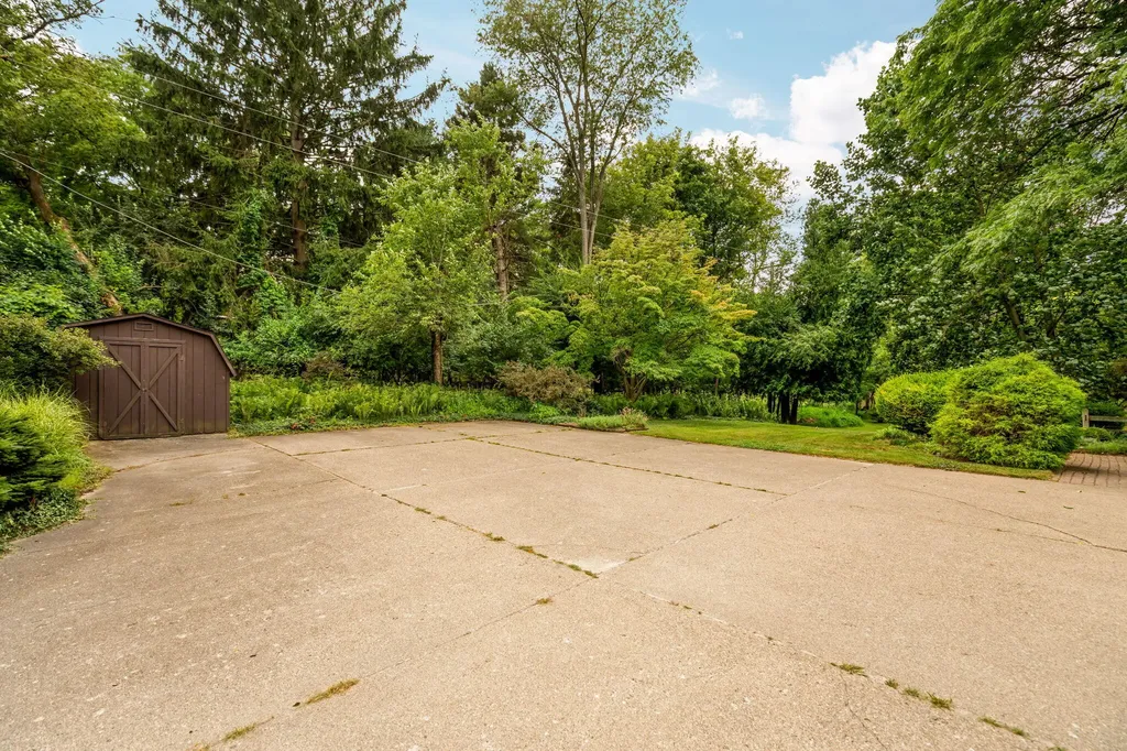 2627 Wayside Drive Ann Arbor Charter Township MI 48103