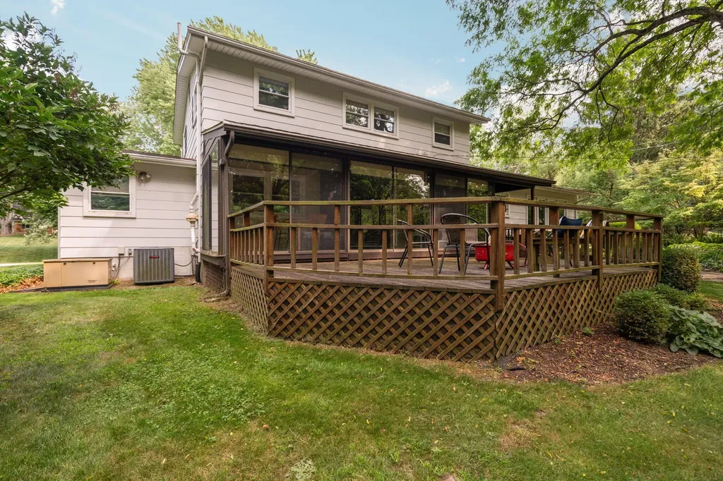 2627 Wayside Drive Ann Arbor Charter Township MI 48103