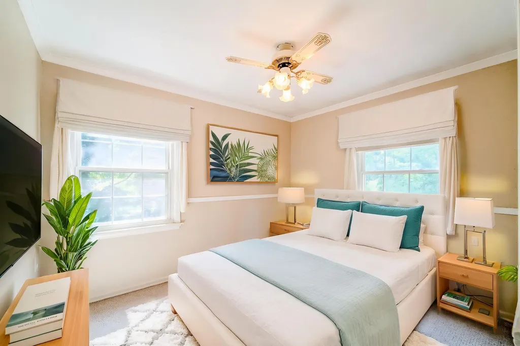 9772 Grosse Ile Parkway Grosse Ile Township MI 48138