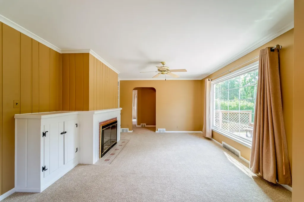 9772 Grosse Ile Parkway Grosse Ile Township MI 48138