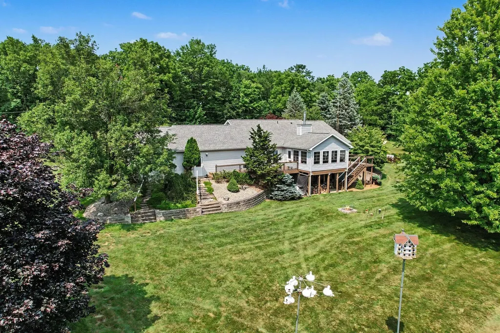 331 E Fenn Road Ovid Township MI 49036