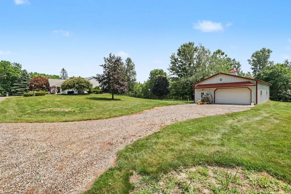 331 E Fenn Road Ovid Township MI 49036