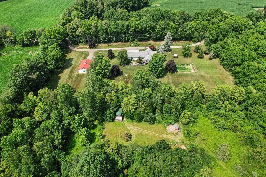 331 E Fenn Road Ovid Township MI 49036