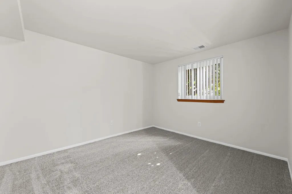38116 Hixford Place Westland City MI 48185