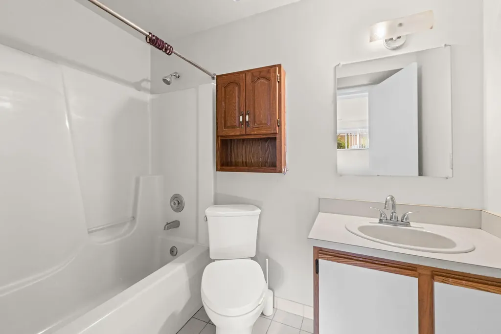 38116 Hixford Place Westland City MI 48185