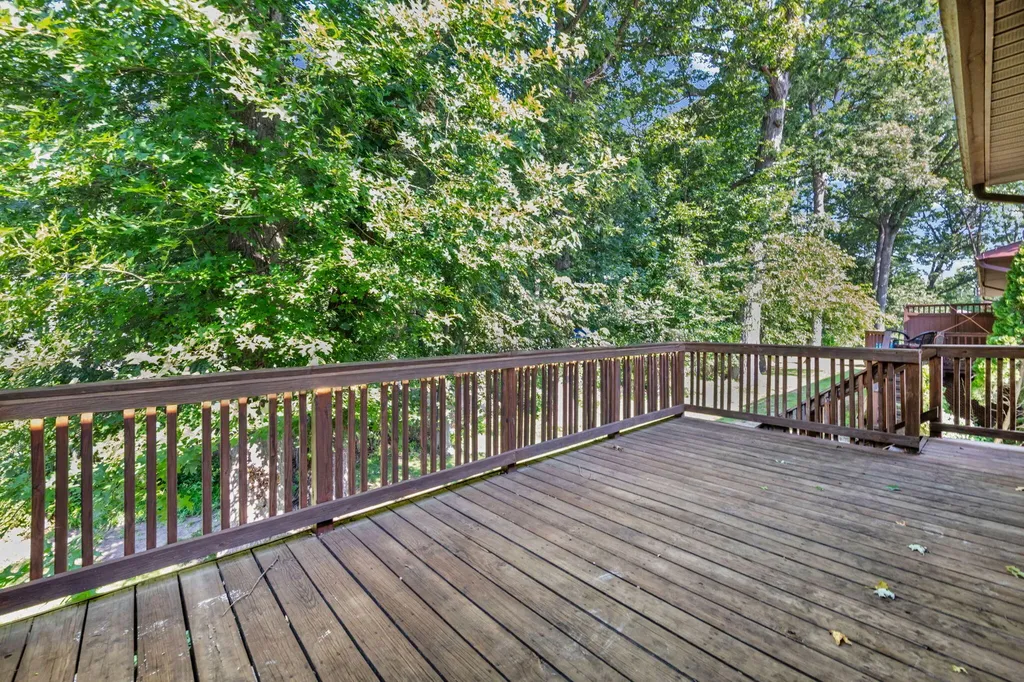 38116 Hixford Place Westland City MI 48185