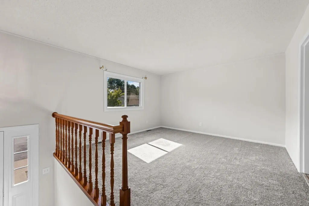 38116 Hixford Place Westland City MI 48185