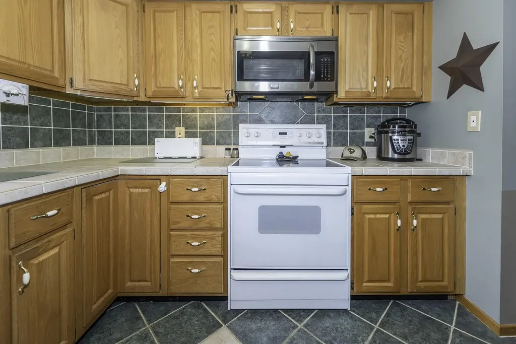 478 Douglas Street Ypsilanti City MI 48197
