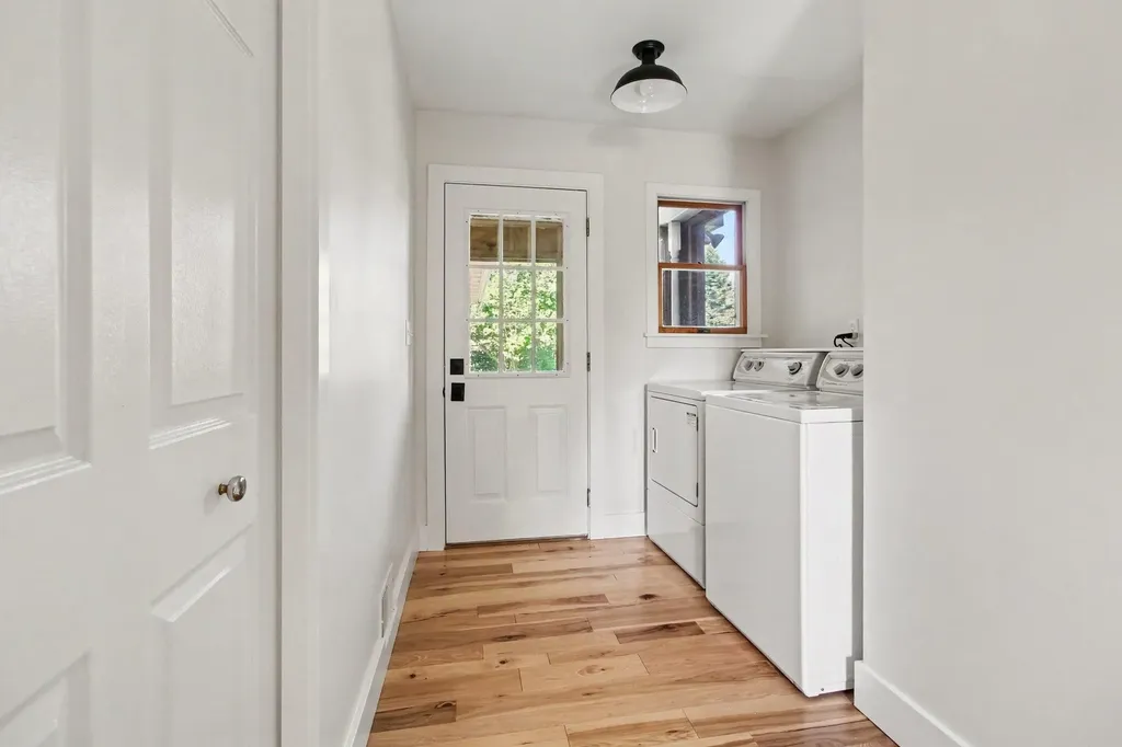 3427 Merritt Road Pittsfield Charter Township MI 48197