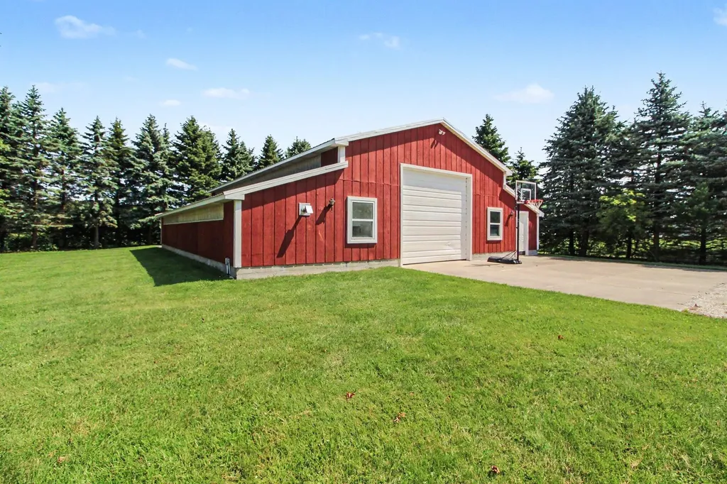 3427 Merritt Road Pittsfield Charter Township MI 48197