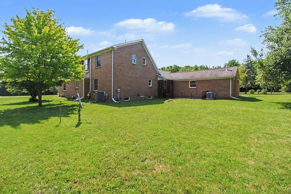 3427 Merritt Road Pittsfield Charter Township MI 48197